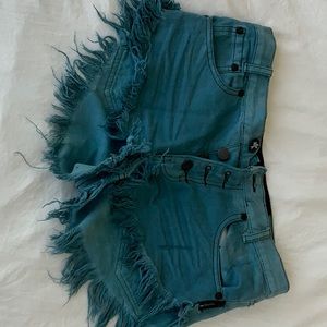 Cute one teaspoon shorts